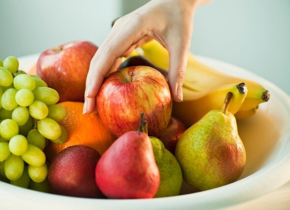 بعد از رسیدن به 50 سالگی مصرف این میوه ها اهمیت بیشتری دارد